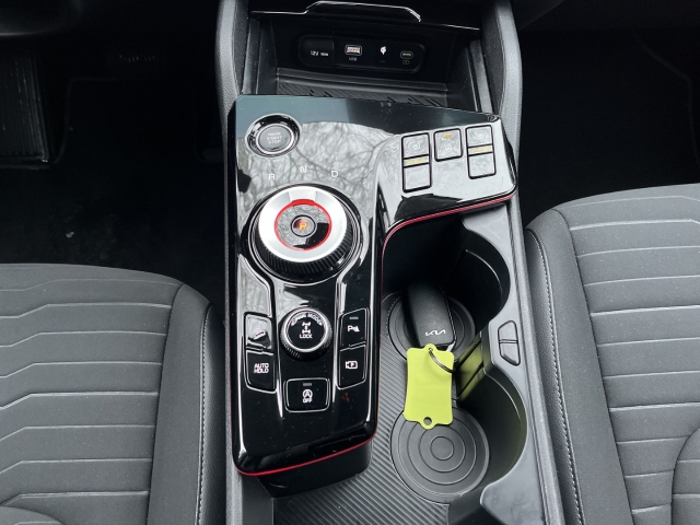 Sportage Spirit 1.6 CRDi 4WD ACC SHZ KLIMA NAVI KAMERA PDC BT