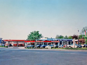 1997 Vergrößerung der Ausstellungshalle